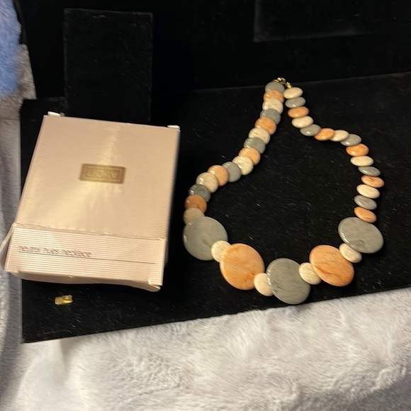 Avon Jewelry - Avon-1990- Vintage - Neutral Hues Necklace